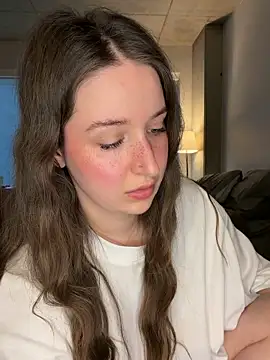 nerdynina online show from June 2026 10:43:02 PM