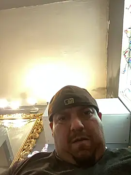 valleyoneofakind online show from December 2024 09:19:02 PM