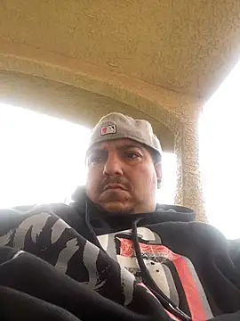 valleyoneofakind online show from December 2024 09:08:02 PM