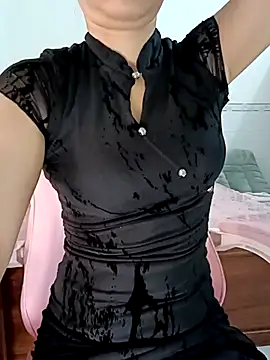    Erin    online show from November 2025 02:45:02 AM