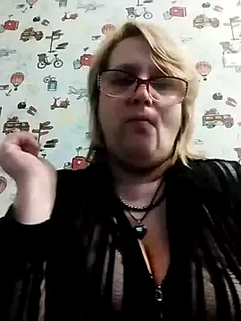 Forest-Lady online show from February 2025 04:14:02 PM