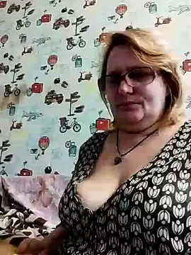 Forest-Lady online show from March 2025 01:40:01 PM