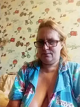 Forest-Lady online show from October 2025 01:29:02 PM