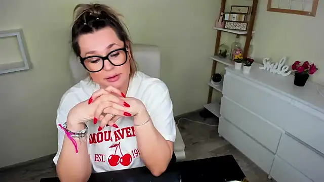 Snapshot of teaseDiana chatting on February 2025 10:16:01 AM teaseDiana online show from February 2025 10:16:01 AM