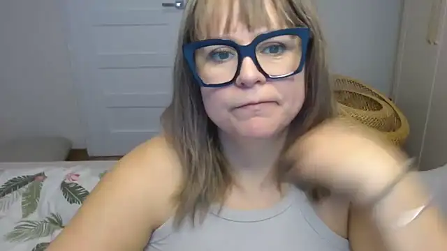 Snapshot of teaseDiana chatting on October 2025 05:41:02 AM teaseDiana online show from October 2025 05:41:02 AM