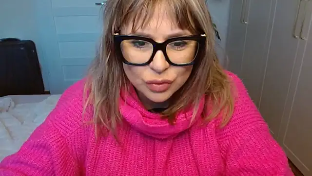 Snapshot of teaseDiana chatting on November 2025 06:56:02 AM teaseDiana online show from November 2025 06:56:02 AM