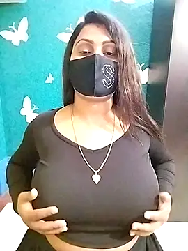 Snapshot of Riya_Sexy_Baby chatting on March 2025 07:03:02 AM Riya Sexy Baby online show from March 2025 07:03:02 AM