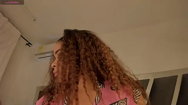 Samanntha Rose online show from September 2025 07:30:01 PM