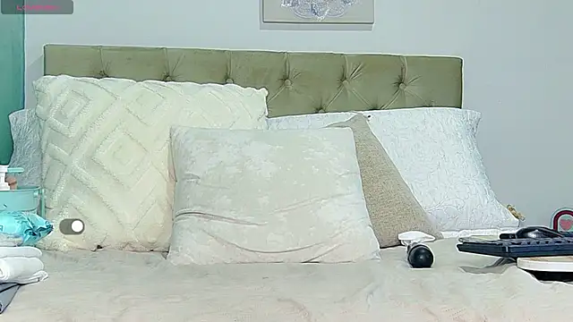 Snapshot of yanella_fire chatting on May 2026 11:56:01 PM yanella fire online show from May 2026 11:56:01 PM