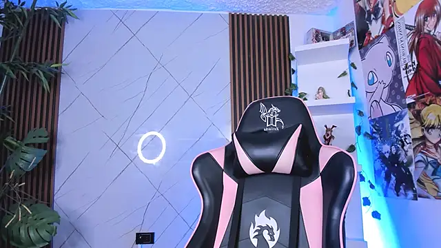 Victoria Adams14 online show from February 2025 12:25:02 PM