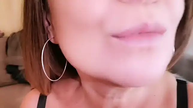 LadyAndTransy online show from June 2026 08:27:02 AM