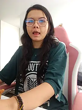 azumiichan online show from September 2025 09:37:01 PM