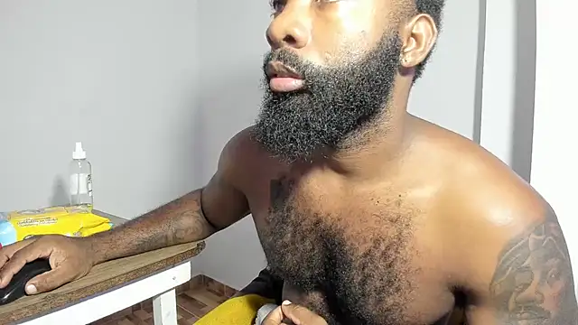 Snapshot of Freedom_24 chatting on October 2025 03:23:02 PM Freedom 24 online show from October 2025 03:23:02 PM