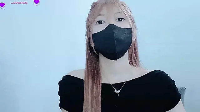 tanhxiu online show from February 2025 01:51:02 PM