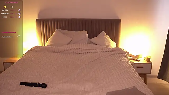 Snapshot of arielbell_ chatting on November 2025 09:10:01 AM arielbell online show from November 2025 09:10:01 AM