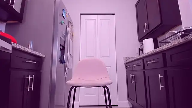 AngieDaniels1 online show from November 2025 02:39:02 PM