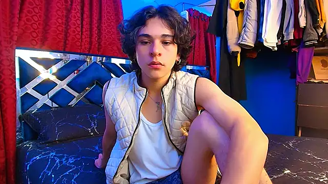 Luke Howland online show from February 2025 04:12:01 AM