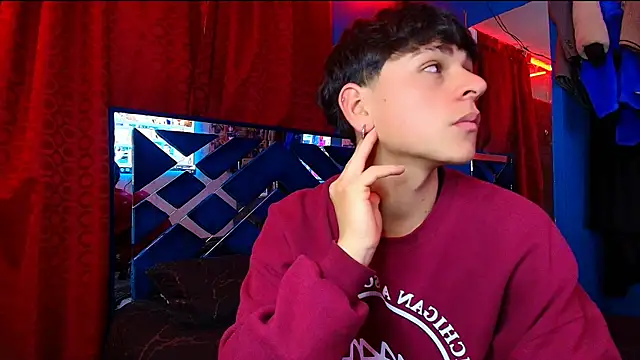 Luke Howland online show from September 2025 10:12:02 PM