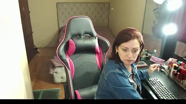 Carol Scottt online show from January 2025 07:55:02 AM