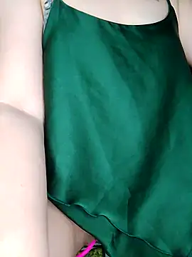 Lini Ery online show from February 2025 03:31:01 PM