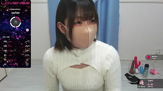 Snapshot of MEI--55 chatting on December 2024 06:09:02 AM MEI--55 online show from December 2024 06:09:02 AM