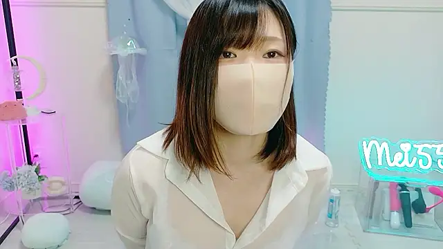 Snapshot of MEI--55 chatting on October 2025 09:15:02 PM MEI--55 online show from October 2025 09:15:02 PM