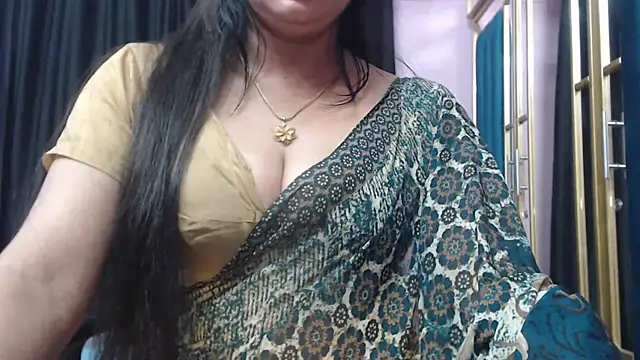 desi-maisa130 online show from October 2025 05:26:02 PM