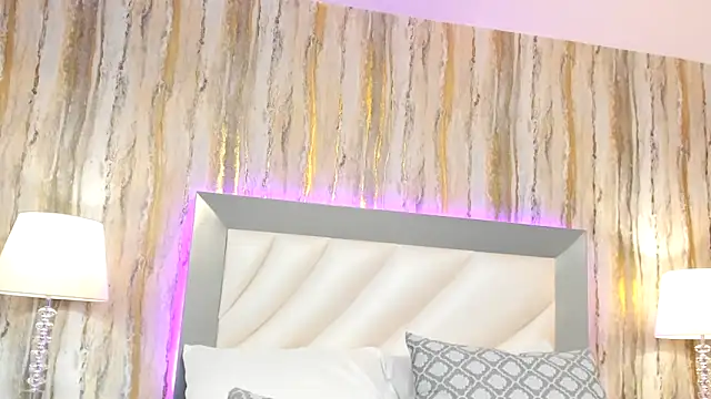 SophiaLaurens online show from February 2025 07:16:01 PM