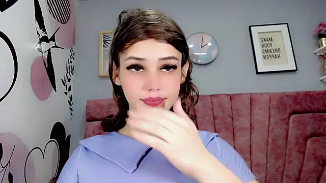 ValeriaAguilar online show from December 2024 03:15:01 PM