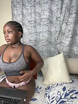 Snapshot of Doublefreaks chatting on February 2026 03:59:01 PM Doublefreaks online show from February 2026 03:59:01 PM