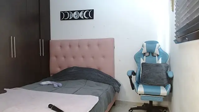 TokioStar online show from January 2025 01:49:01 PM