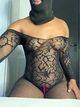 Africanbootie online show from February 2025 12:17:01 PM