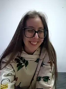 Snapshot of Sarah459 chatting on January 2025 04:33:01 PM Sarah459 online show from January 2025 04:33:01 PM