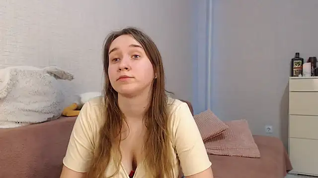 lovely hayley online show from March 2025 11:37:01 PM