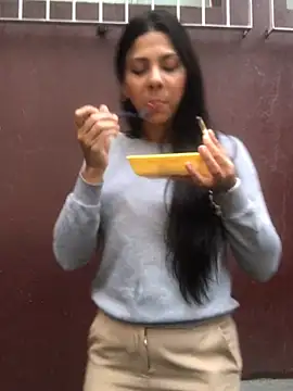 Snapshot of bellinii07 chatting on January 2025 10:07:02 PM bellinii07 online show from January 2025 10:07:02 PM