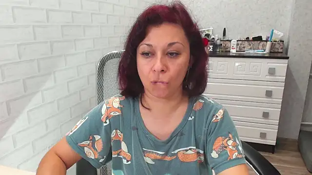 Snapshot of TeasyLana chatting on November 2025 06:41:02 AM TeasyLana online show from November 2025 06:41:02 AM