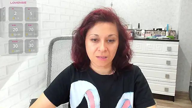 Snapshot of TeasyLana chatting on November 2025 12:29:02 PM TeasyLana online show from November 2025 12:29:02 PM