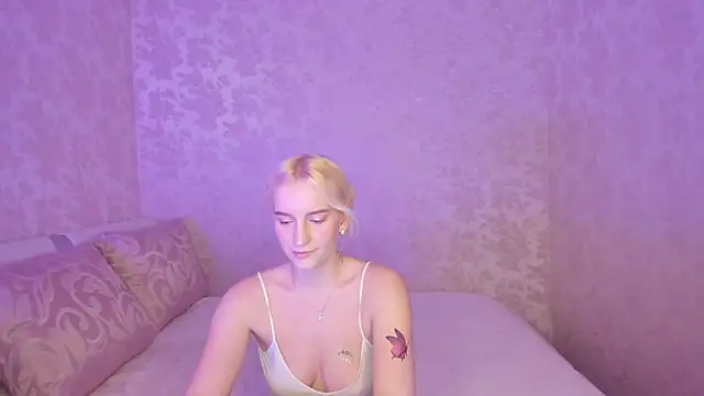 Amanda054 online show from March 2025 05:50:01 PM