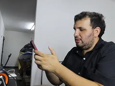 zekefotoslive online show from February 2026 01:15:01 AM