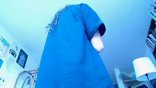 Zafiro subversiva online show from January 2025 07:20:01 PM