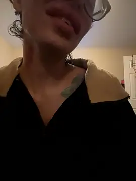 myloveforyouu online show from January 2026 02:42:02 PM