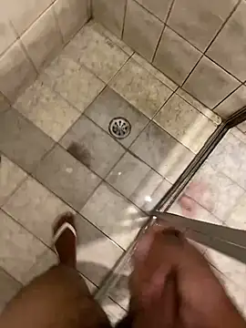 Snapshot of gomespauz chatting on February 2026 05:41:01 PM gomespauz online show from February 2026 05:41:01 PM