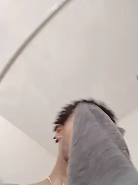 Snapshot of rayyymack chatting on September 2025 04:31:02 PM rayyymack online show from September 2025 04:31:02 PM