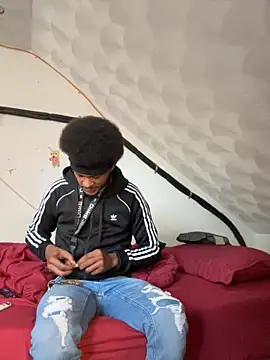 Snapshot of rayyymack chatting on September 2025 01:15:01 PM rayyymack online show from September 2025 01:15:01 PM