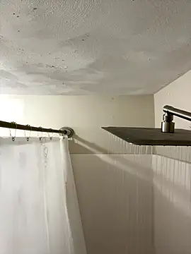 Snapshot of rayyymack chatting on November 2025 11:43:01 PM rayyymack online show from November 2025 11:43:01 PM