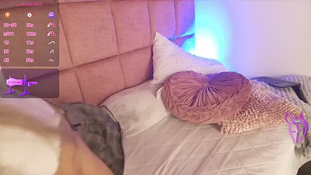 Snapshot of mariablonde_ chatting on March 2025 09:46:02 PM mariablonde online show from March 2025 09:46:02 PM