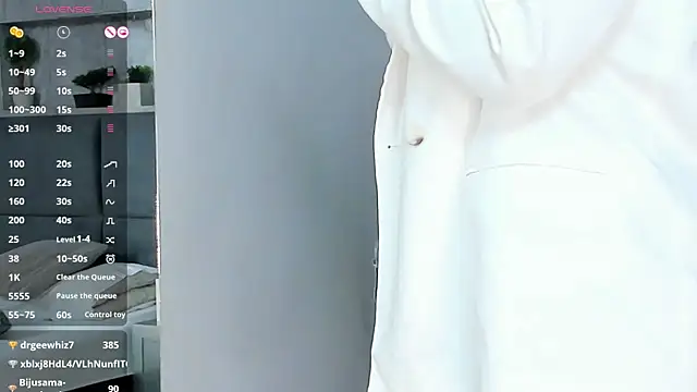 Salome Diaz  online show from February 2025 07:37:02 PM