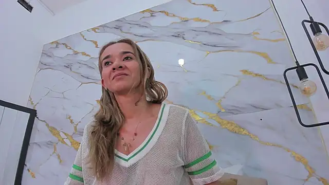 penelope handaos online show from January 2025 06:43:01 PM