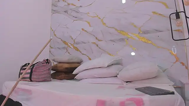 penelope handaos online show from February 2025 07:18:02 AM