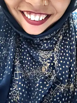 Indian-Nazia online show from October 2025 08:29:02 PM